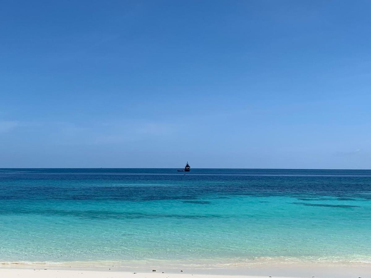 Bella Vista Beach Resort Koh Lipe Exterior photo